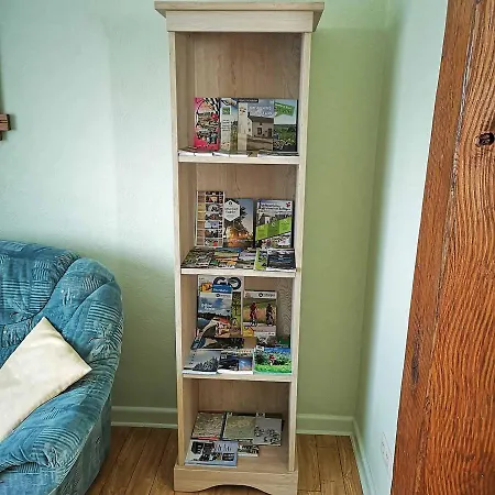 Haus Neuville In Medendorf, Ruhige Lage Ferienhaus Büllingen