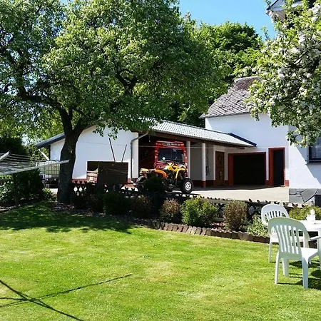 Neuville Ferienhaus Büllingen