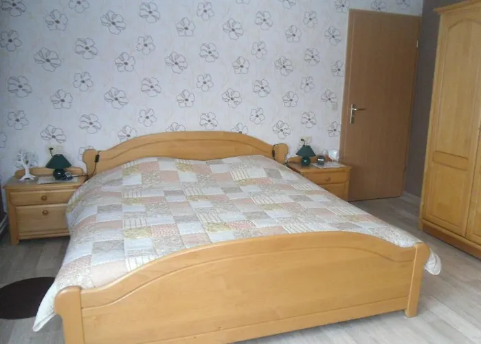 Neuville In Medendorf , Ruhige Lage, Nyaraló