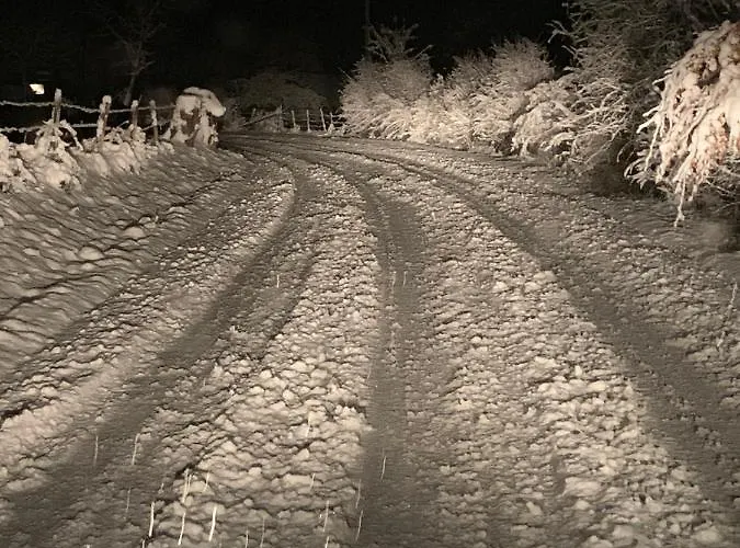 Neuville In Medendorf , Ruhige Lage, Bullange