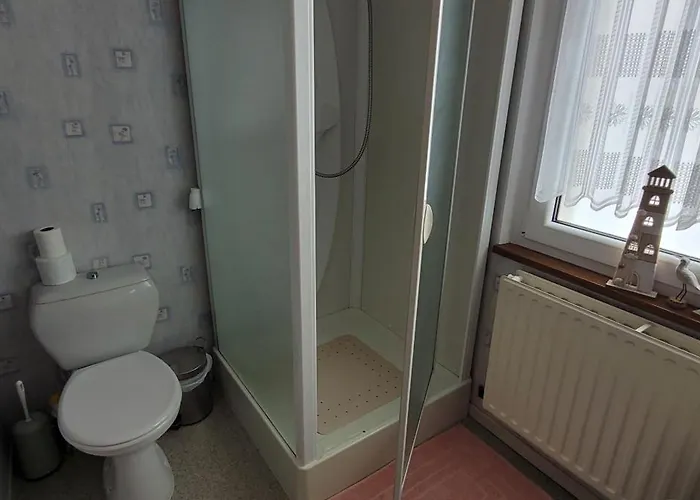 Neuville In Medendorf , Ruhige Lage, Nyaraló